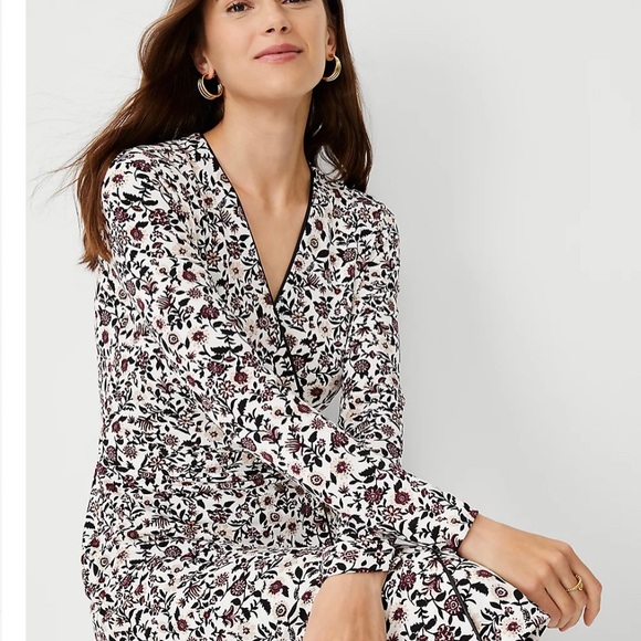 New Ann Taylor winter white floral wrap dress - Picture 2 of 8